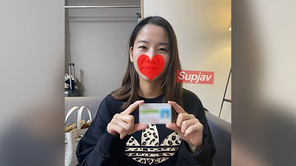 FC2PPV 4676142 A Petite 19-Year-Old Married Woman Who Looks Like Ao〇Yu And Loves Blowjobs♡ A Masochistic Perverted Woman Who Teases The Back Of Her Throat With Self-Deepthroat And Then Sucks Again With Tears In Her Eyes♡